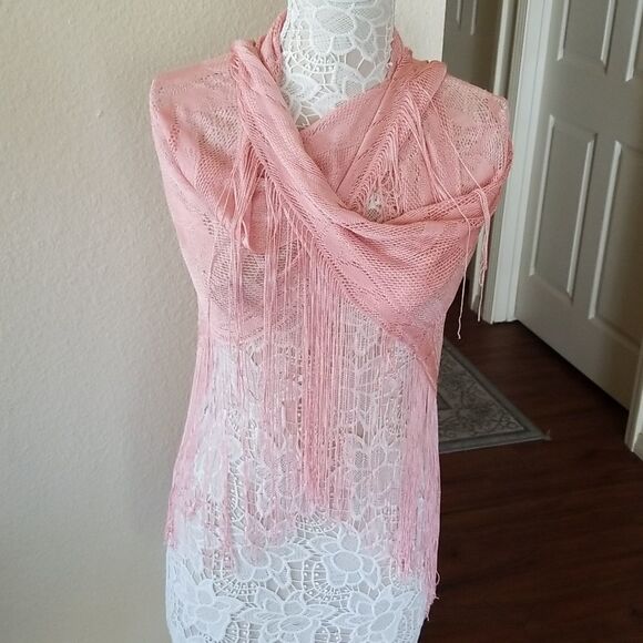 Fringe Wrap   - Picture 6 of 8